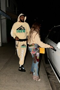 jordyn-woods-and-karl-anthony-towns-out-for-dinner-in-santa-monica-04-29-2023-3.jpg