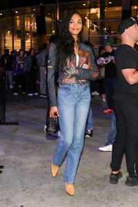 jourdan-dunn-leaves-lakers-vs-suns-game-in-los-angeles-04-08-2023-1.jpg