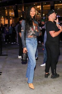 jourdan-dunn-leaves-lakers-vs-suns-game-in-los-angeles-04-08-2023-5.jpg