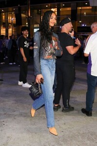jourdan-dunn-leaves-lakers-vs-suns-game-in-los-angeles-04-08-2023-6.jpg