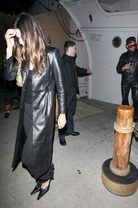 kendall-jenner-leaves-travis-bennett-aka-yung-taco-birthday-party-at-giorgio-baldi-in-santa-monica-05-14-2023-4.jpg