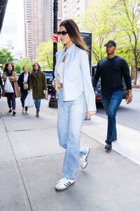 kendall-jenner-out-and-about-in-new-york-05-03-2023-1.jpg