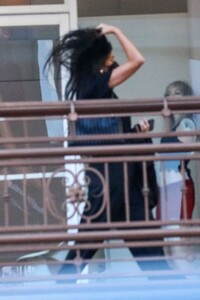 kylie-jenner-arrives-for-dinner-with-her-sister-kendall-at-sushi-park-in-west-hollywood-05-11-2023-0.jpg