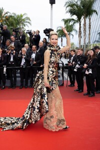 lady-victoria-hervey-at-killers-of-the-flower-moon-premiere-at-76th-annual-cannes-film-festival-05-20-2023-1.jpg