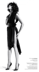 lea-t-willy-vanderperre-v-mag06.thumb.jpg.525d727b0a287da1853fd13c38ada12b.jpg