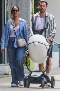 leona-lewis-and-dennis-jauch-out-with-their-baby-in-studio-city-05-06-2023-1.jpg
