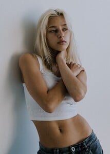 lily-hoffman_272129.jpg
