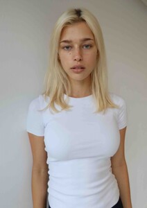 lily-hoffman_272515.jpg