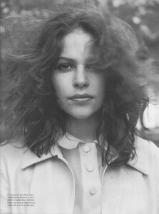 lola-schnabel-by-bruce-weber-vogue-italia-n550-june-1996-5.jpg