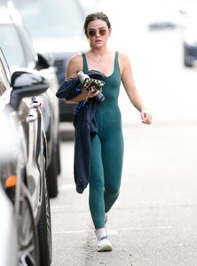 lucy-hale-in-workout-outfit-in-los-angeles-04-24-2023-6.jpg