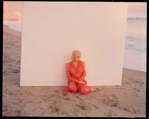 luke_gilford_liberation_christina_aguilera_017.jpg