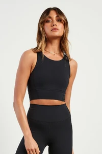 madison-sports-bra-black-291020.webp