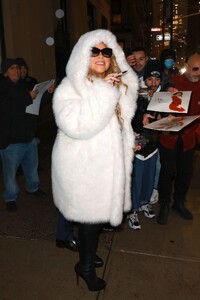 mariah-carey-heading-to-madison-square-garden-for-her-christmas-concert-in-new-york-12-16-2022-1.jpg