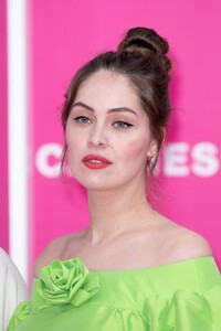 marie-ange-casta-5th-canneseries-festival-in-cannes-pink-carpet-04-03-2022-4.jpg