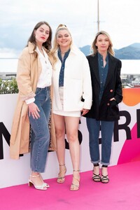 marie-ange-casta-visions-photocall-during-the-5th-canneseries-festival-in-cannes-04-03-2022-2.jpg