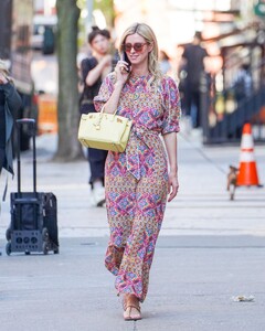 nicky-hilton-out-and-about-in-new-york-04-11-2023-6.jpg