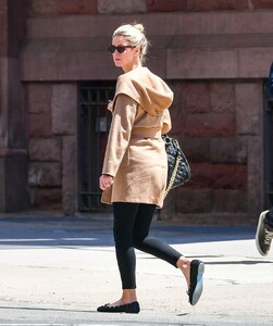 nicky-hilton-out-and-about-in-new-york-05-05-2023-1.jpg