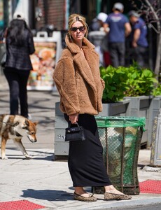 nicky-hilton-out-in-new-york04-24-2023-4.jpg