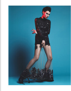 numero-147-october-2013_alana-bunte_(4).thumb.jpeg.077d54376ca993a089874bab5bc7b583.jpeg