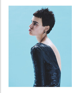 numero-147-october-2013_alana-bunte_(7).thumb.jpeg.75d3aee6899edd08ad349bc7e2340f87.jpeg