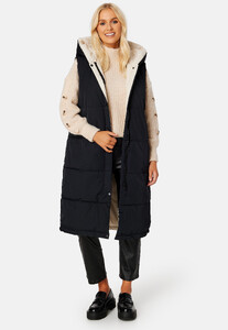 object-collectors-item-aria-sl-hoodie-vest-black-detaillining.jpg