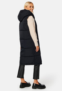 object-collectors-item-aria-sl-hoodie-vest-black-detaillining_2.jpg