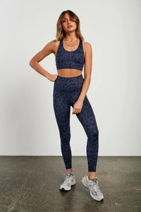 oversized-cheetah-navy-rise-pocket-78-legging-207812.webp