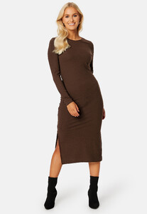 pieces-kylie-o-neck-midi-dress-chicory-coffee.jpg