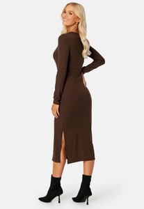 pieces-kylie-o-neck-midi-dress-chicory-coffee_2.jpg