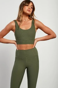 ribbed-reset-sports-bra-khaki-305110.webp