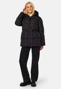 selected-femme-alina-puffer-jacket-black_1.jpg
