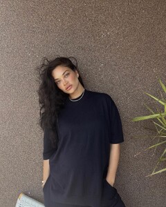 shaninamshaik_312564775_437303025181855_2633337632374371414_n.jpg