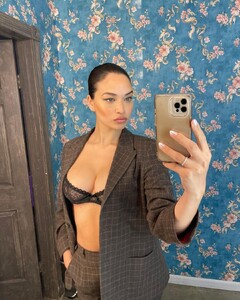 shaninamshaik_314973691_1473011816542428_8642307842345009223_n.jpg