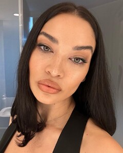 shaninamshaik_330920070_207718231807392_8810668751010478894_n.jpg