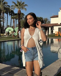 shaninamshaik_341574965_1243918129593854_5730830561415464132_n.jpg