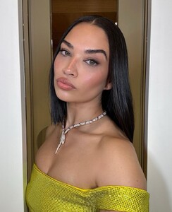 shaninamshaik_349240777_1380165362764225_8968764591689984126_n.jpg