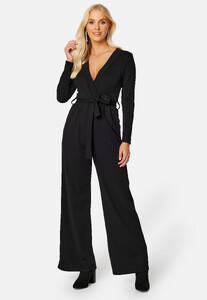 sisters-point-greb-jumpsuit-000-black_4.jpg