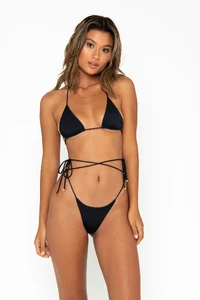 sommer-swim-kaia-triangle-bikini-top-nero-front-2.webp