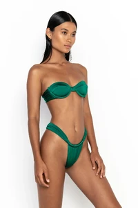 sommer-swim-rylee-balconette-bikini-top-emerald-side-1_74c67551-2d24-4b27-9240-143ee3753c33.webp