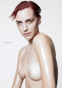 twin3-hannelore-knuts-by-amy-troost7.thumb.jpg.8b6710a05d89ae8112ed8adca76e8426.jpg