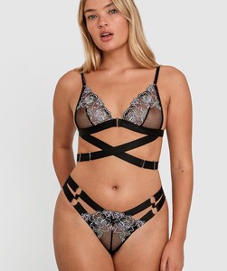 vamp-glow-getter-bralette---black-01399301-5.jpg