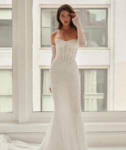 vierobridal_chicago_342730212_576869074538136_84614822738912041_n.jpg
