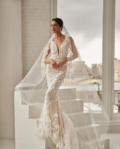 vierobridal_chicago_346013071_224133357023970_1743110556816566427_n.jpg