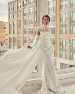 vierobridal_chicago_347075785_194183046893955_3739556803875825409_n.jpg