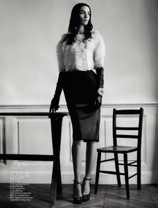 vogue-china-november-2013_mariacarla_(4).thumb.jpg.810c0a382769576292bc1260362f0ace.jpg