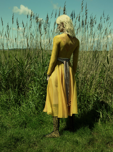 vogue-italia-09-2019_by_mert-marcus9.thumb.png.8a7581cca58a6182e37516f5dfe7654b.png