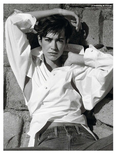 vogue-paris-02-2021_by_inez-vinoodh22.thumb.jpg.75faae6e0bd90c1cb04302449cfcd72d.jpg