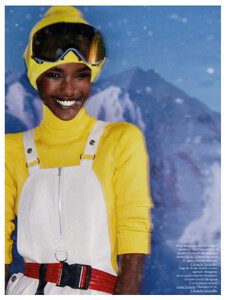 vogue-paris-10-2020_by_carlijn-jacobs16.thumb.jpg.388ac1e76815a8b16d5be9e1a9d99637.jpg