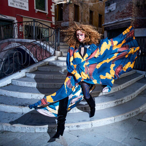 vogue-paris-11-2017_rianne_by-inez-vinoodh_(9).thumb.jpg.622cb32e7c3bc66013ca5d97c9319ec8.jpg