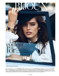 vogue-paris-sept-2013_bijoux_(1).thumb.jpg.37aa24c82bb9861ba8800367e7d8534b.jpg